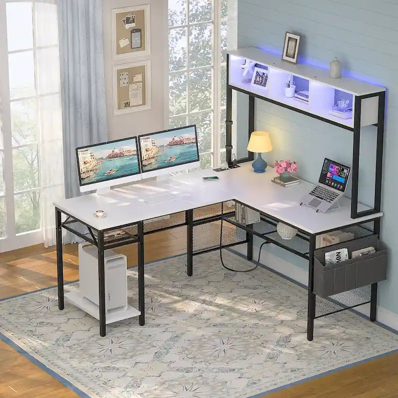 Bureau d'angle en L réversible avec étagères de rangement, bande LED et prises électriques, table de jeu