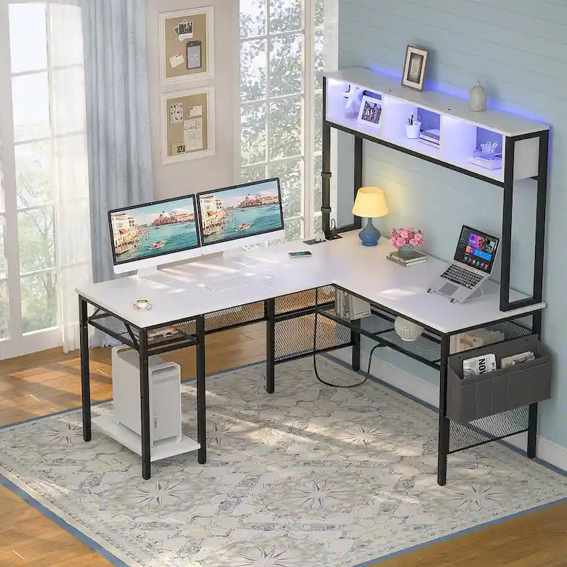 Bureau d'angle en L réversible avec étagères de rangement, bande LED et prises électriques, table de jeu