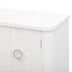 Armoire simple avec trois portes, réglable
